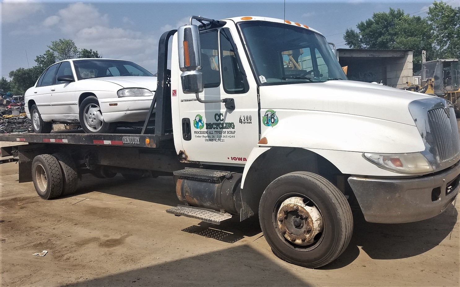 Dumpster delivery and pickup